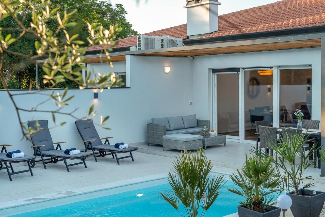 Villa Relax Home Sun ウマグ エクステリア 写真