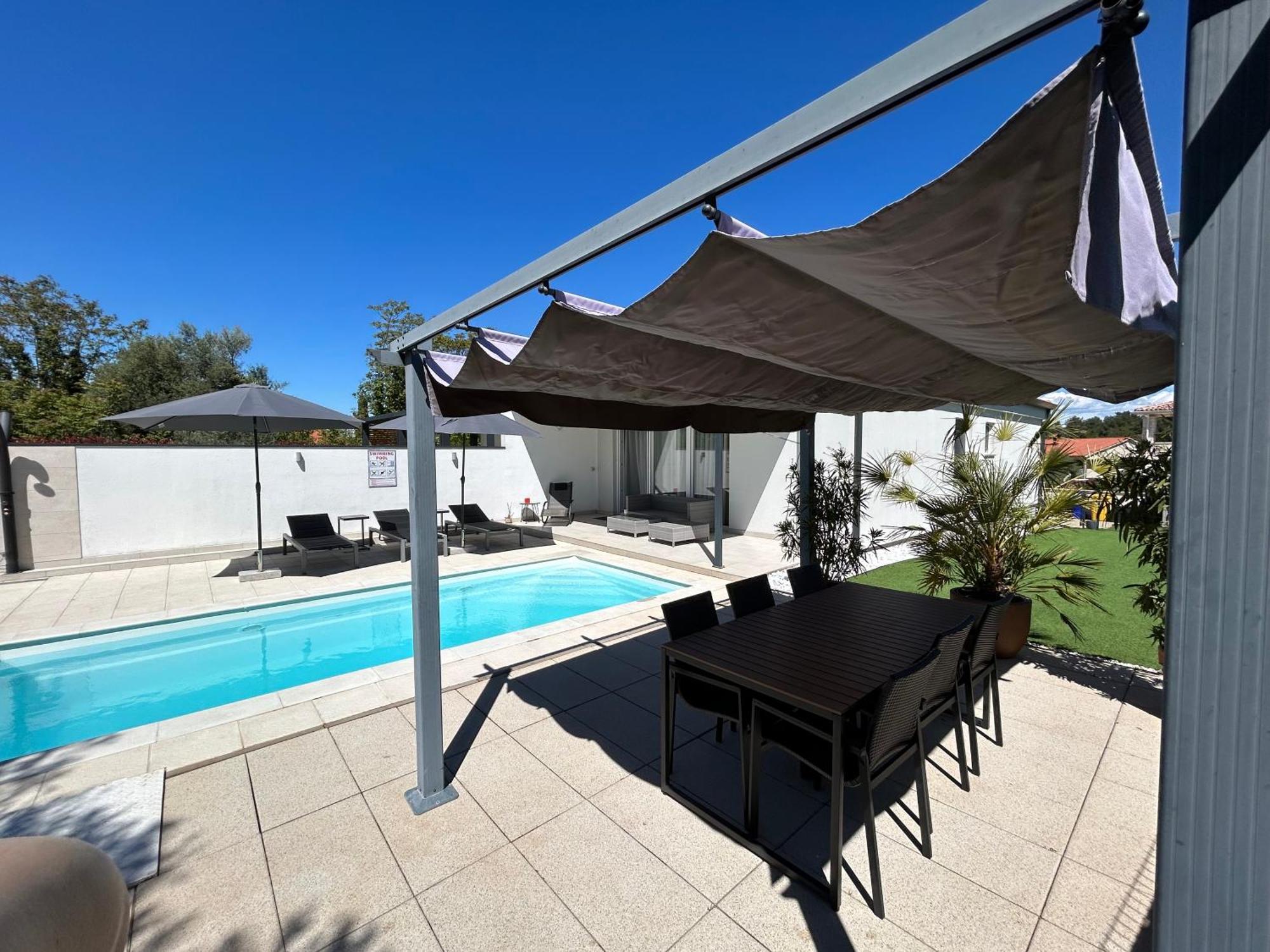 Villa Relax Home Sun ウマグ エクステリア 写真